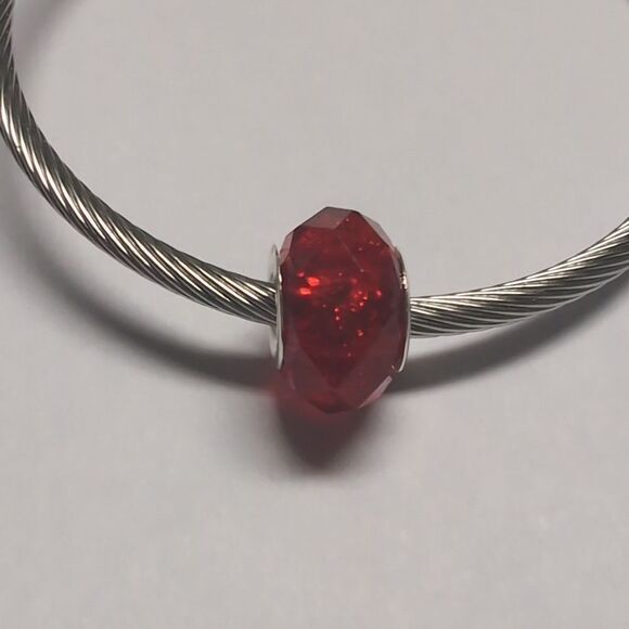 Red Glittery Charm for Pandora‎ Style Bracelet - Picture 1 of 4